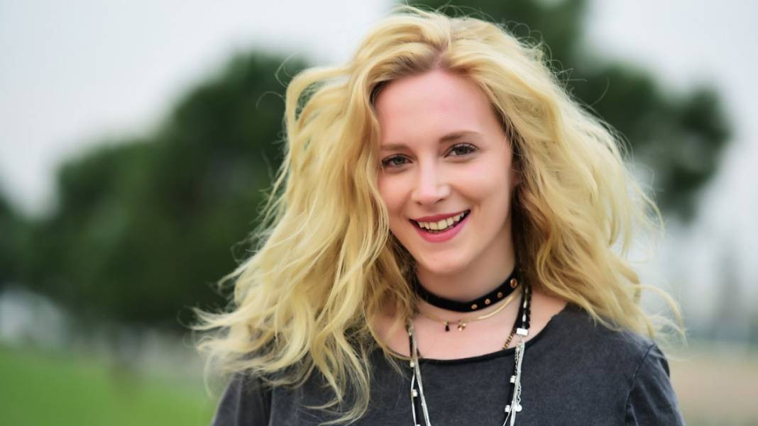 Hudutsuz Sevda’nın Damla’sı Hazal Köseoğlu sete gidemedi. Apar topar hastaneye kaldırıldı - Resim: 18